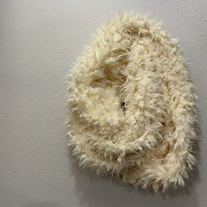 Women’s Urban Outfitters Sherpa Scarf